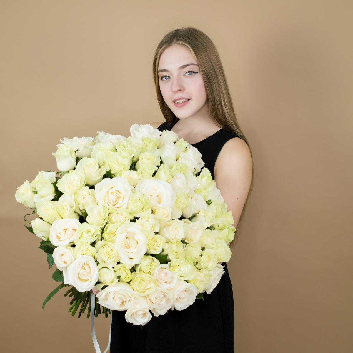 Композиция из розы белой 40 см (Эквадор)